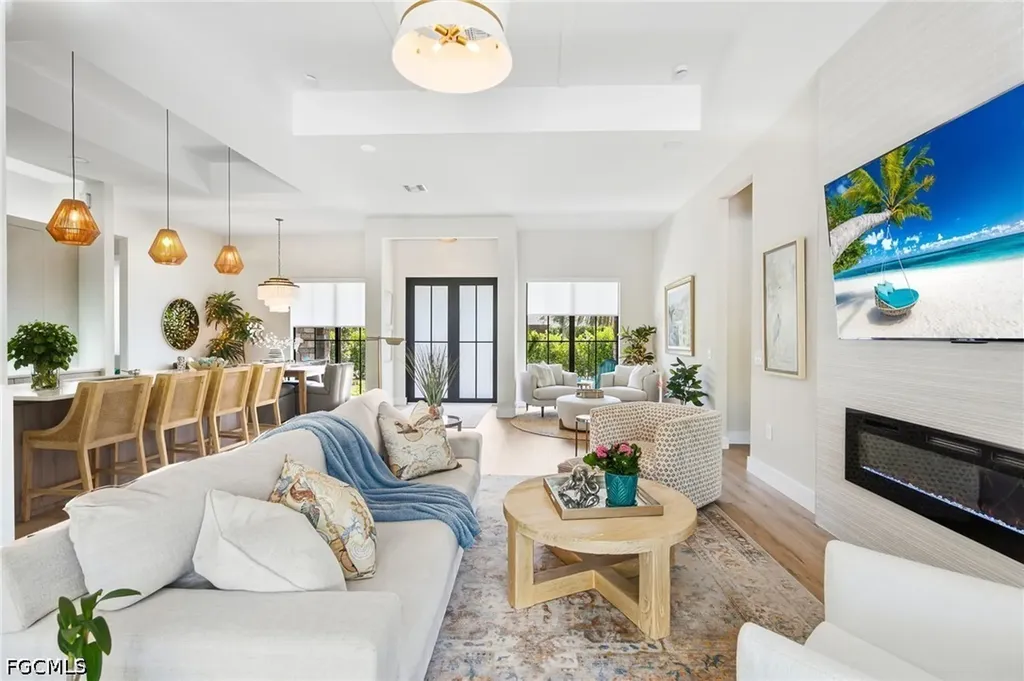 167 Burning Tree Drive Naples FL 34105