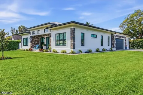 167 Burning Tree Drive Naples FL 34105