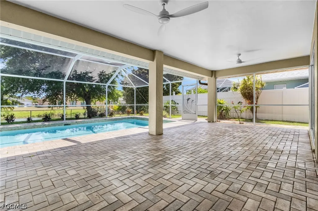 1204 SE 5th Terrace Cape Coral FL 33990