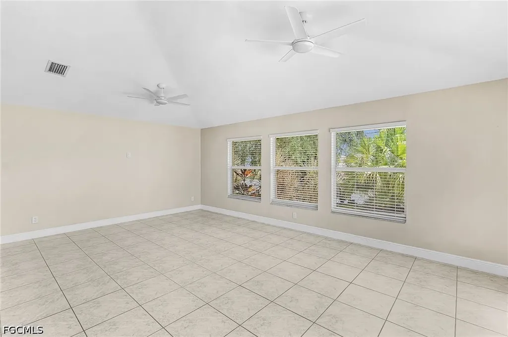 1204 SE 5th Terrace Cape Coral FL 33990