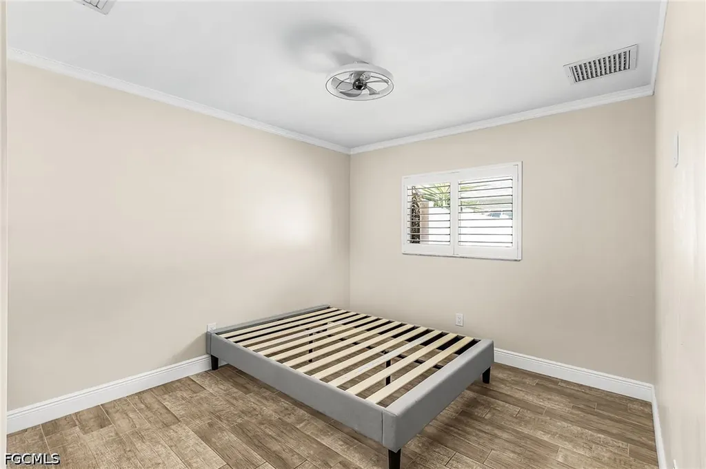 1204 SE 5th Terrace Cape Coral FL 33990