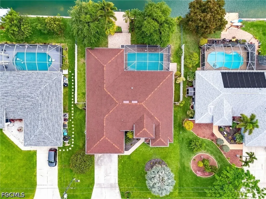 1204 SE 5th Terrace Cape Coral FL 33990