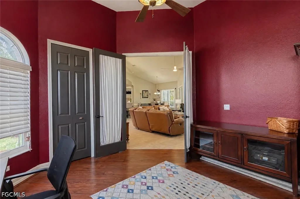 8723 S Lake Circle Fort Myers FL 33908