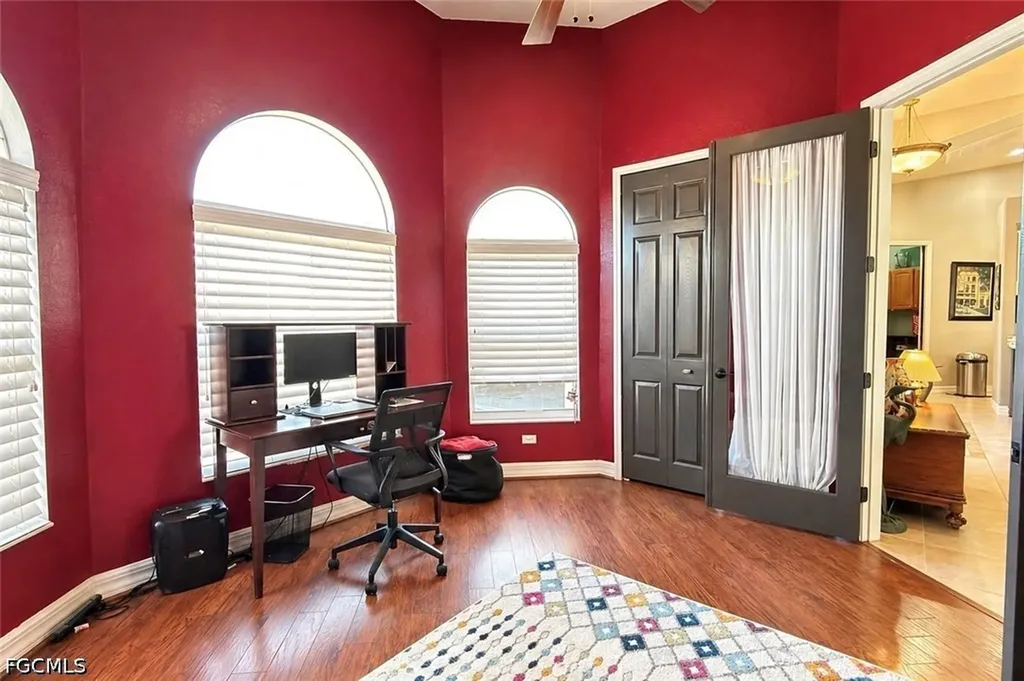 8723 S Lake Circle Fort Myers FL 33908