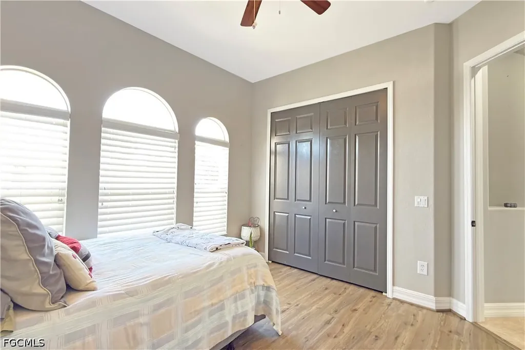 8723 S Lake Circle Fort Myers FL 33908