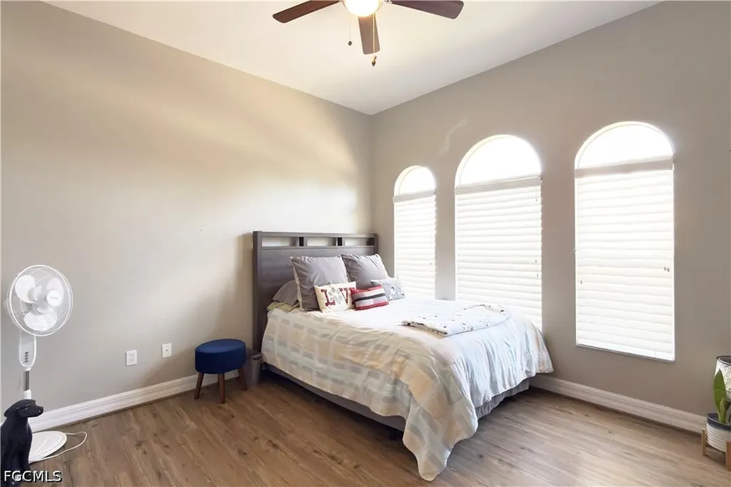 8723 S Lake Circle Fort Myers FL 33908