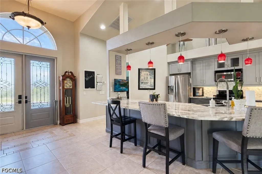 8723 S Lake Circle Fort Myers FL 33908