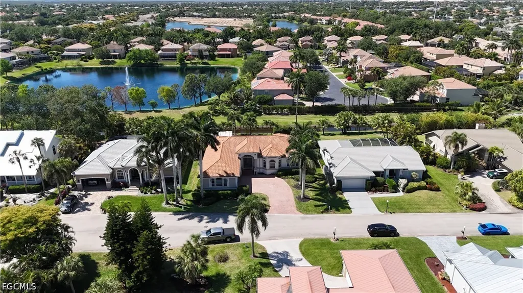 8723 S Lake Circle Fort Myers FL 33908