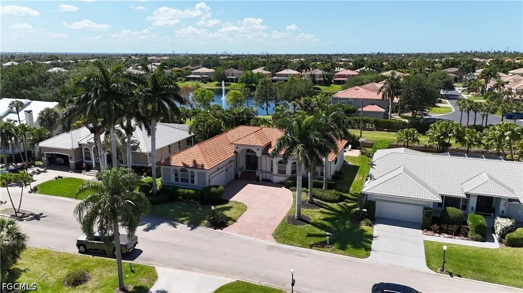 8723 S Lake Circle Fort Myers FL 33908