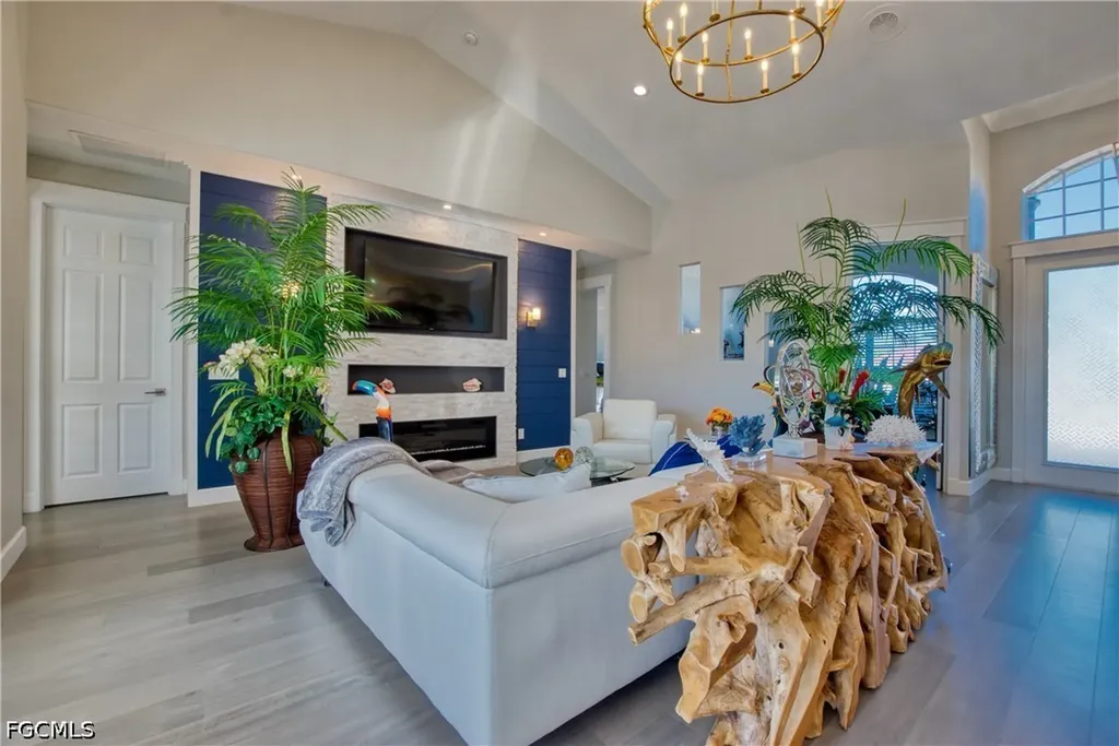 5374 Cortez Court Cape Coral FL 33904