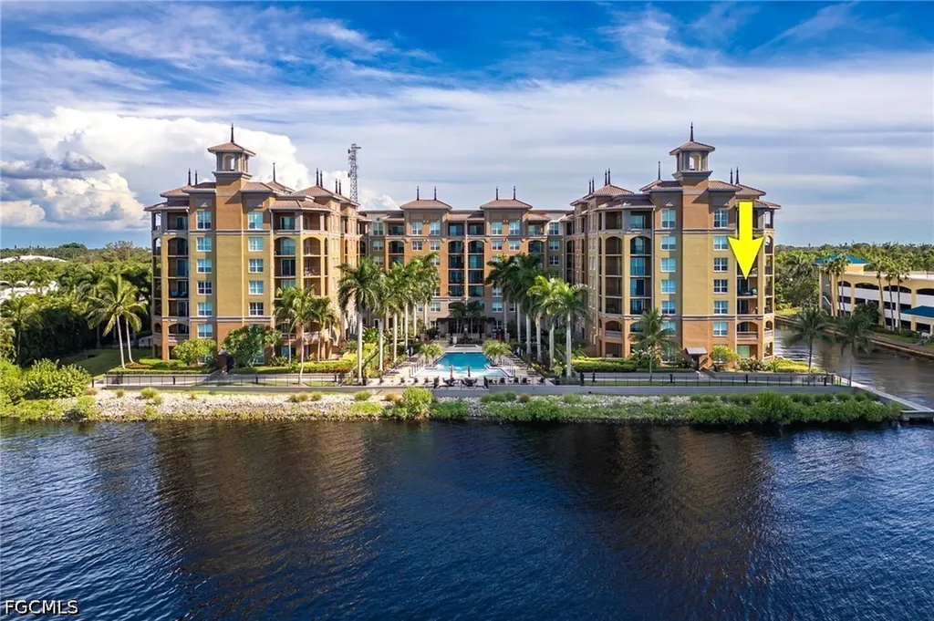 2825 Palm Beach Boulevard Fort Myers FL 33916