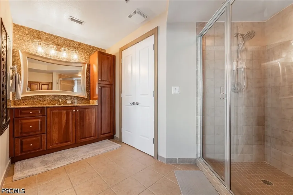 2825 Palm Beach Boulevard Fort Myers FL 33916
