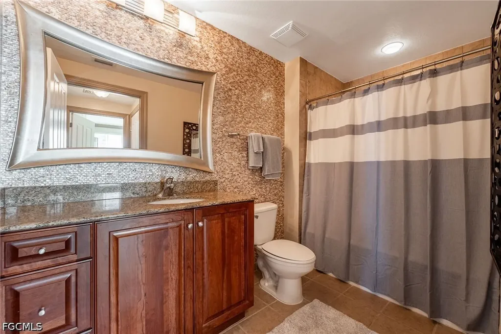 2825 Palm Beach Boulevard Fort Myers FL 33916