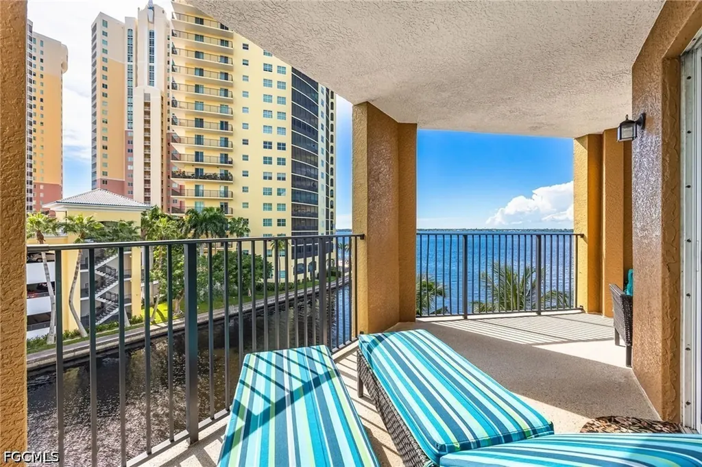 2825 Palm Beach Boulevard Fort Myers FL 33916