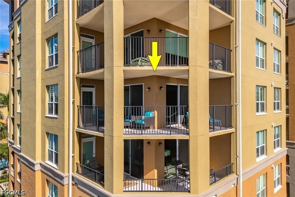2825 Palm Beach Boulevard Fort Myers FL 33916