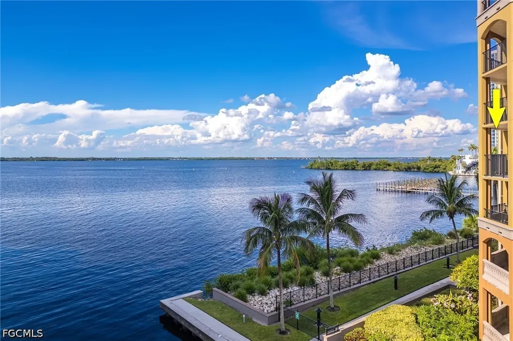 2825 Palm Beach Boulevard Fort Myers FL 33916