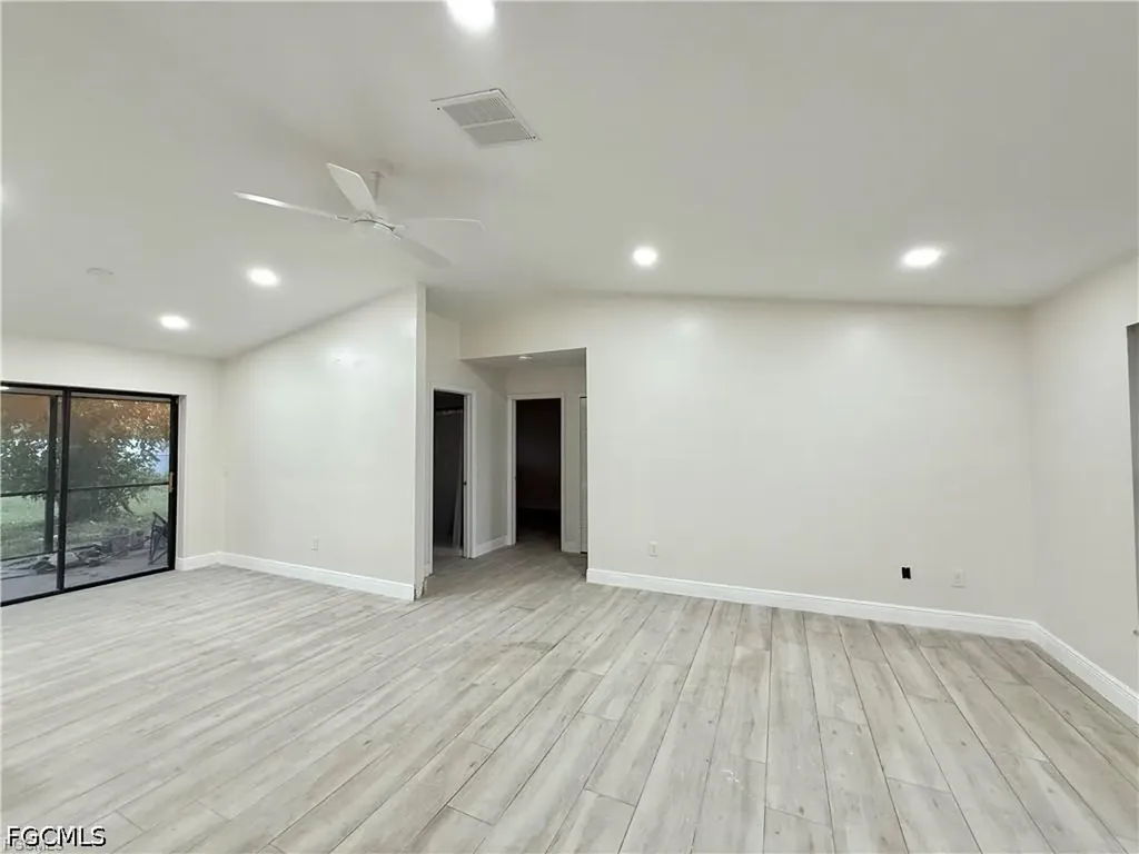 1420 SE 19th Street Cape Coral FL 33990