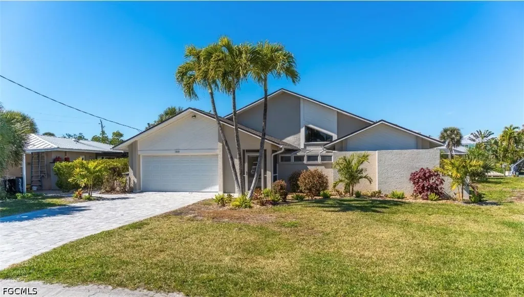 323 Washington Court Fort Myers Beach FL 33931