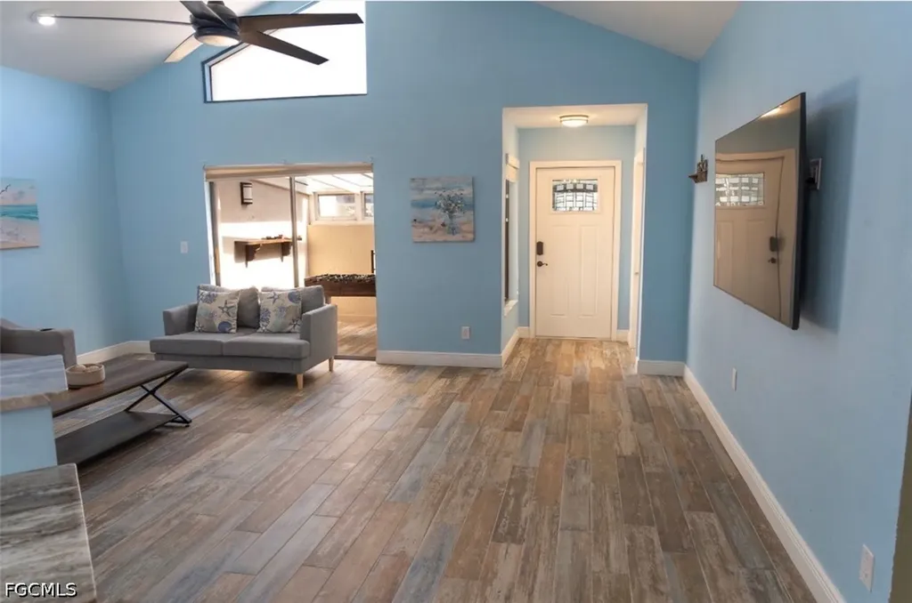 323 Washington Court Fort Myers Beach FL 33931