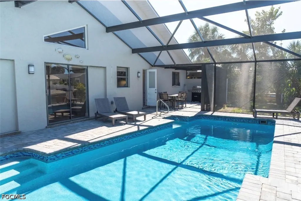 323 Washington Court Fort Myers Beach FL 33931