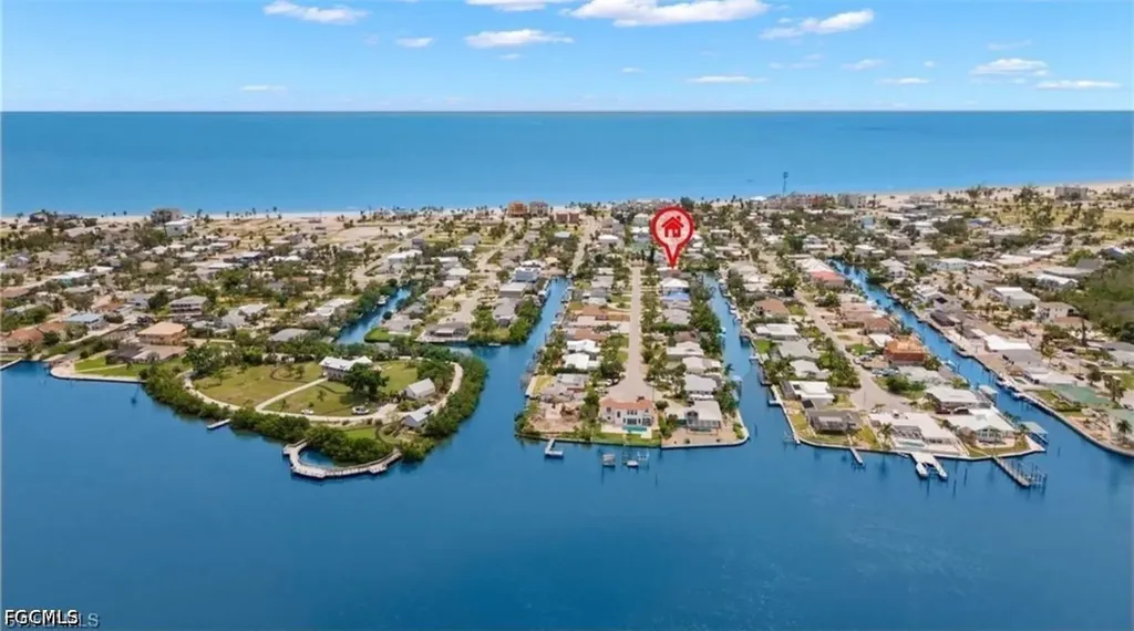 323 Washington Court Fort Myers Beach FL 33931