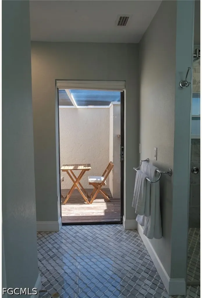 323 Washington Court Fort Myers Beach FL 33931