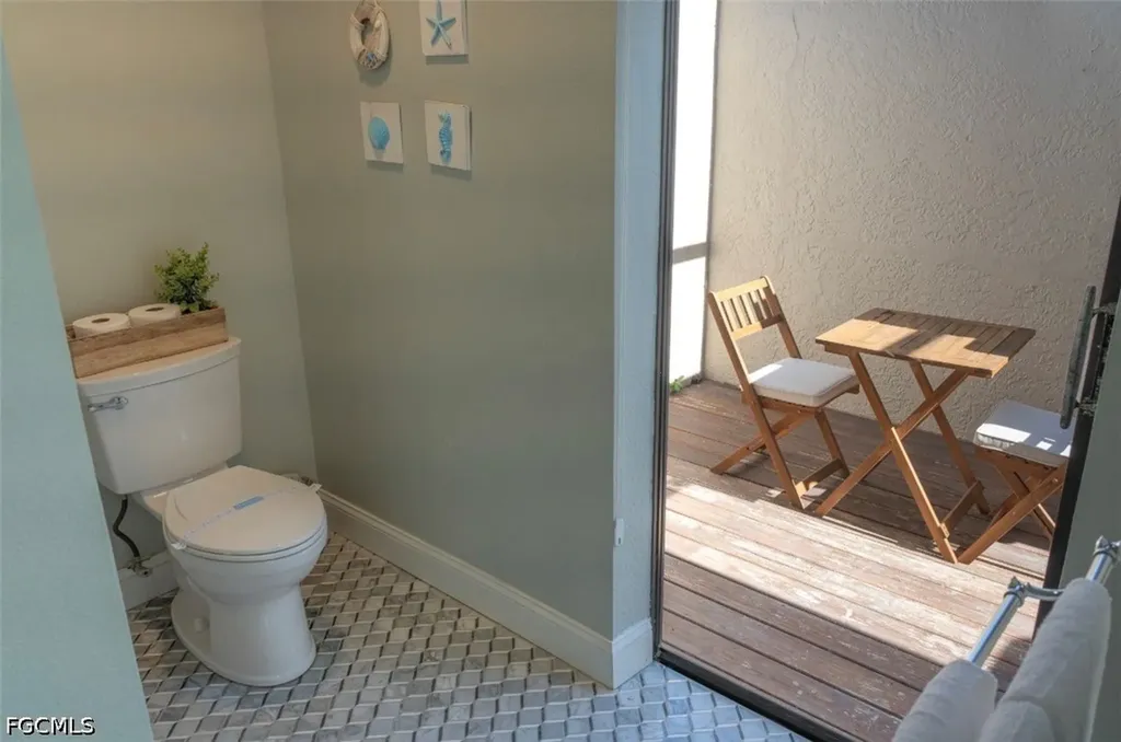 323 Washington Court Fort Myers Beach FL 33931