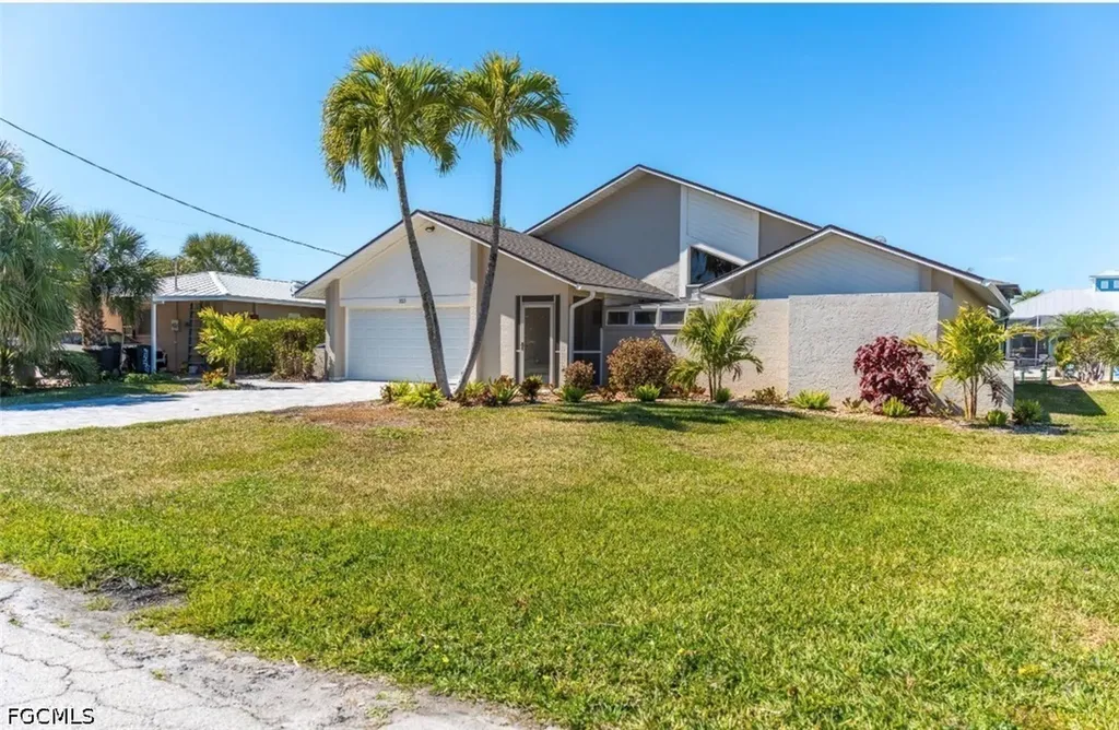323 Washington Court Fort Myers Beach FL 33931