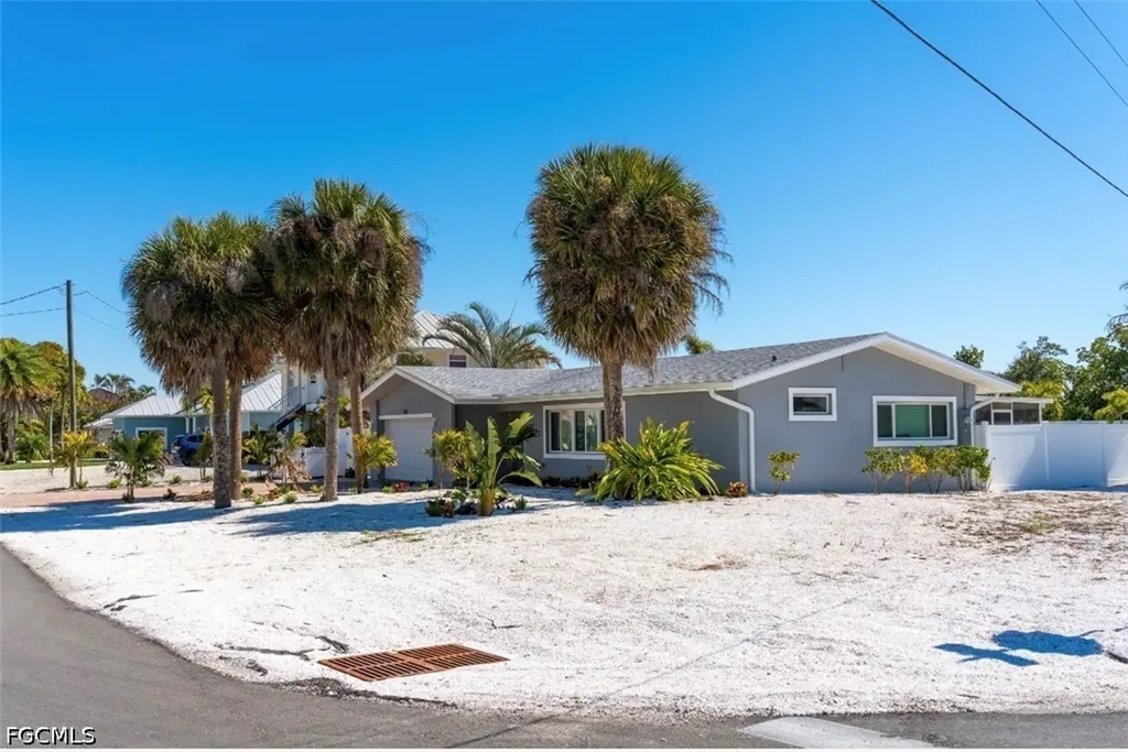 310 Madison Court Fort Myers Beach FL 33931