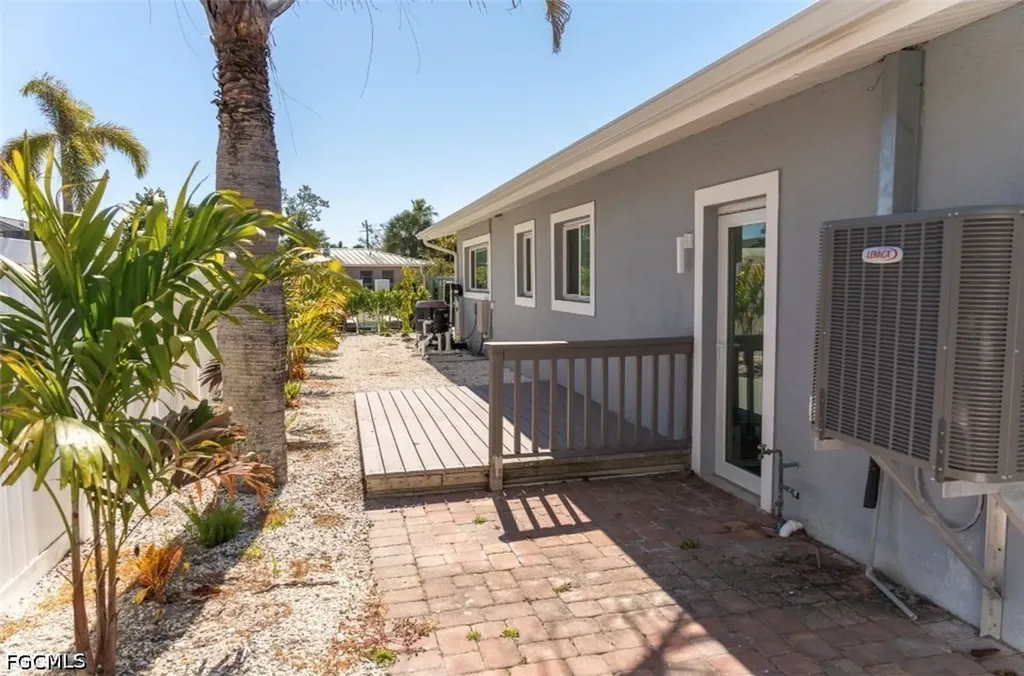 310 Madison Court Fort Myers Beach FL 33931