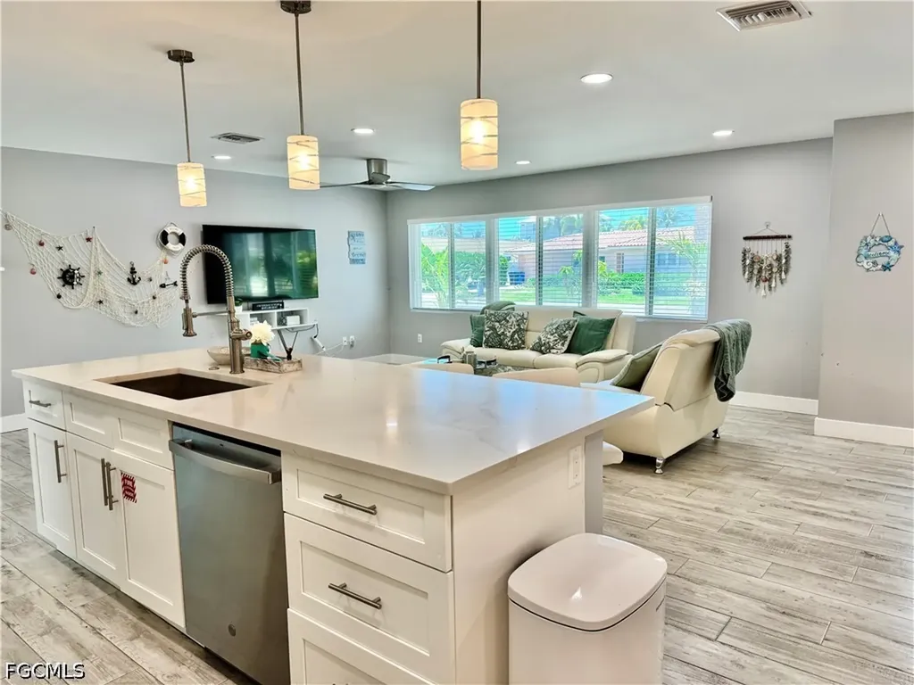 310 Madison Court Fort Myers Beach FL 33931
