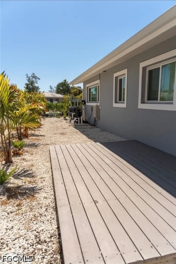 310 Madison Court Fort Myers Beach FL 33931