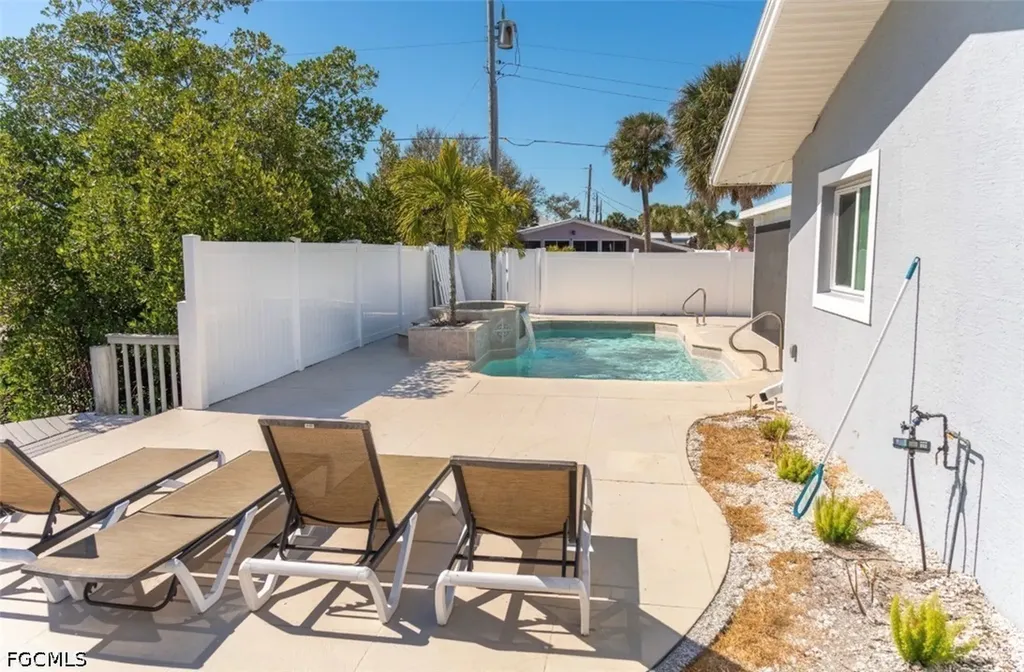 310 Madison Court Fort Myers Beach FL 33931