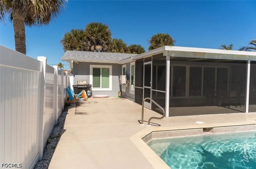 310 Madison Court Fort Myers Beach FL 33931