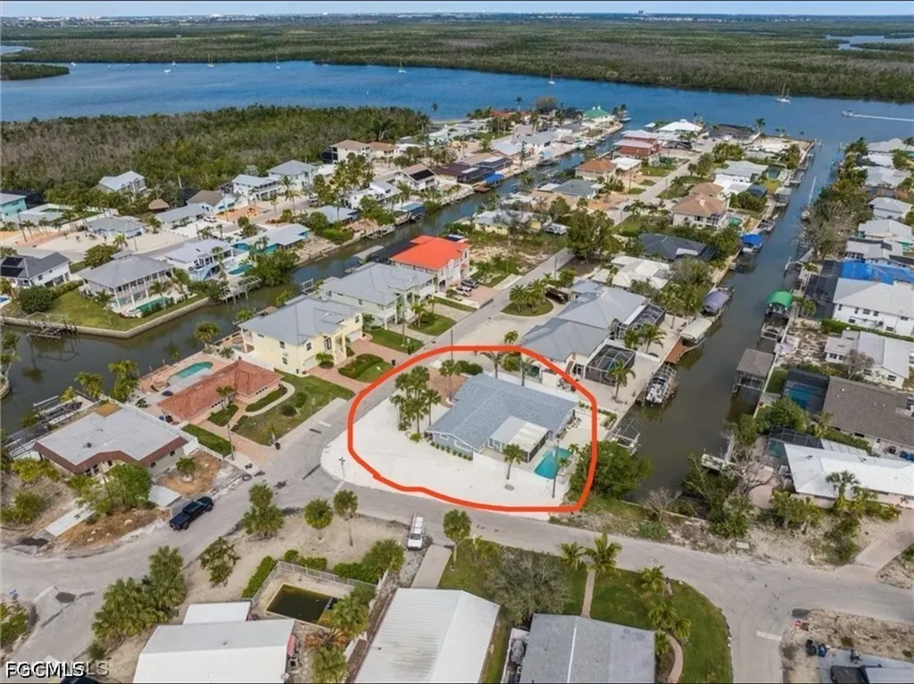 310 Madison Court Fort Myers Beach FL 33931