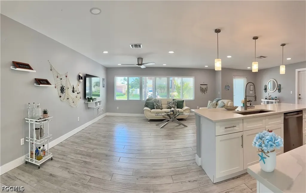 310 Madison Court Fort Myers Beach FL 33931