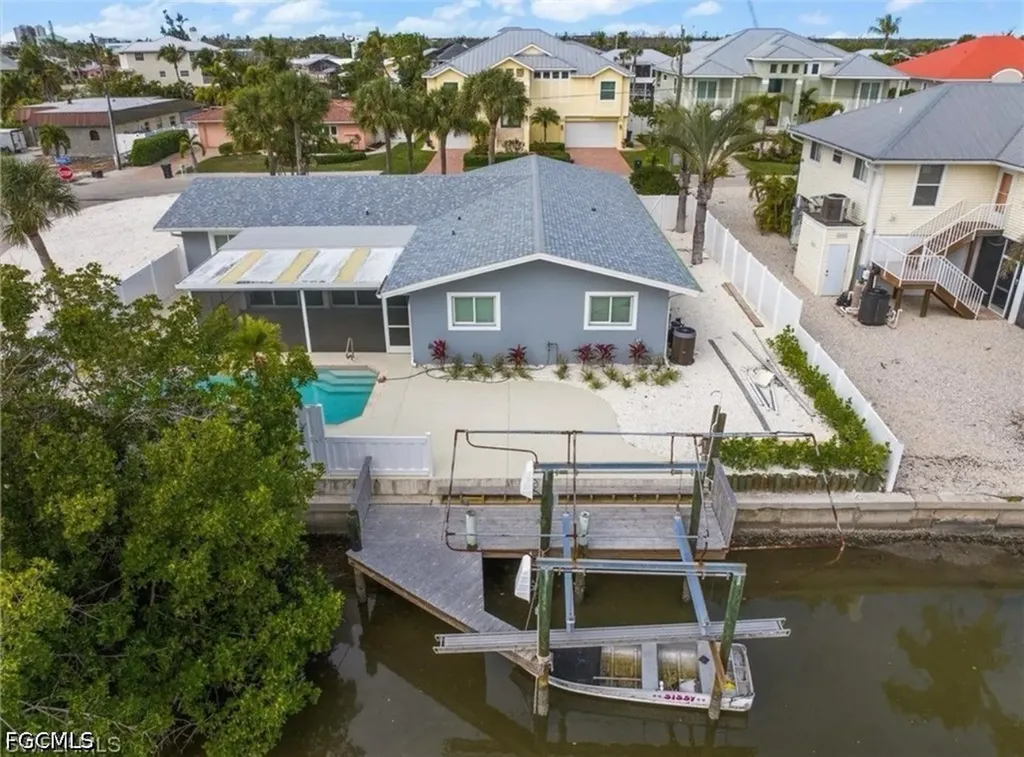 310 Madison Court Fort Myers Beach FL 33931