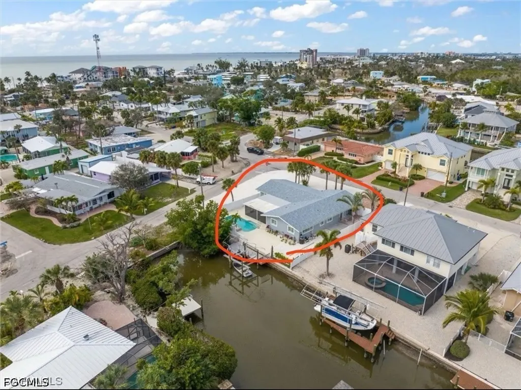 310 Madison Court Fort Myers Beach FL 33931