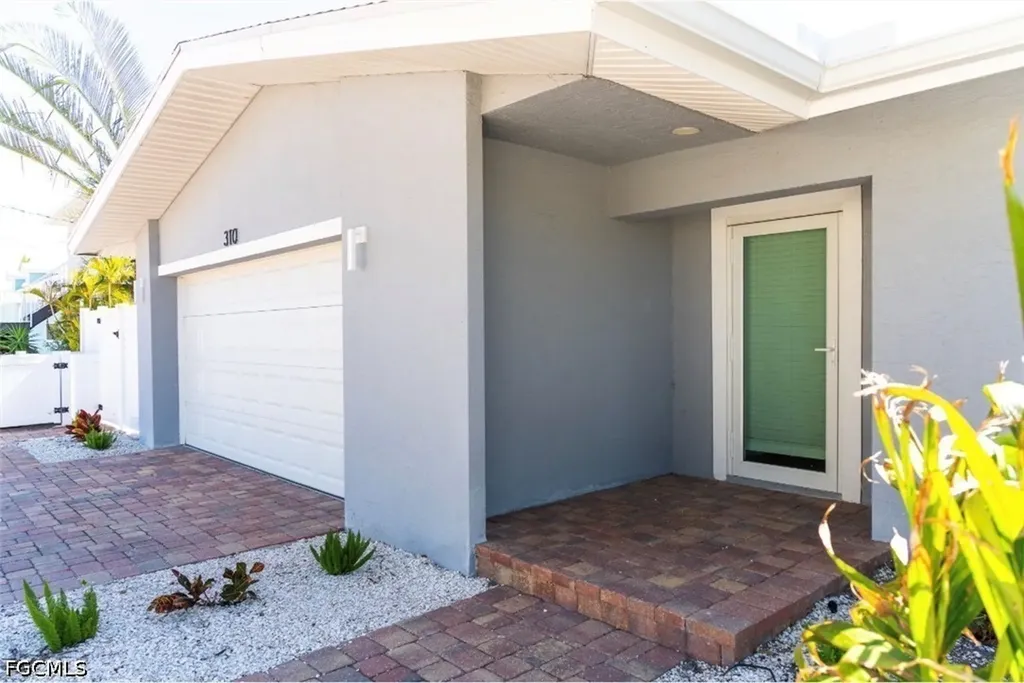 310 Madison Court Fort Myers Beach FL 33931