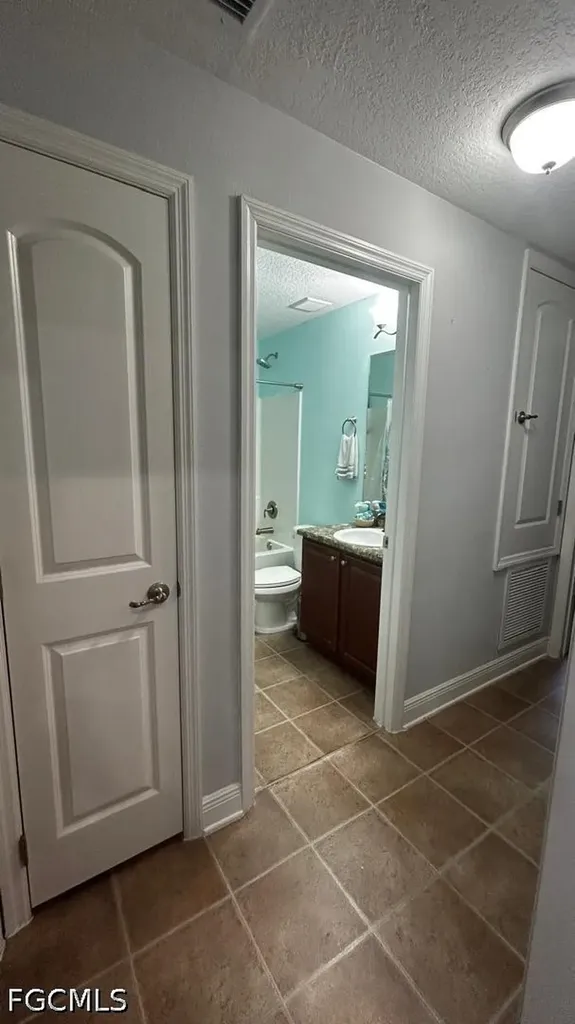 180 SW Voltair Terrace Port St Lucie FL 34984-3628