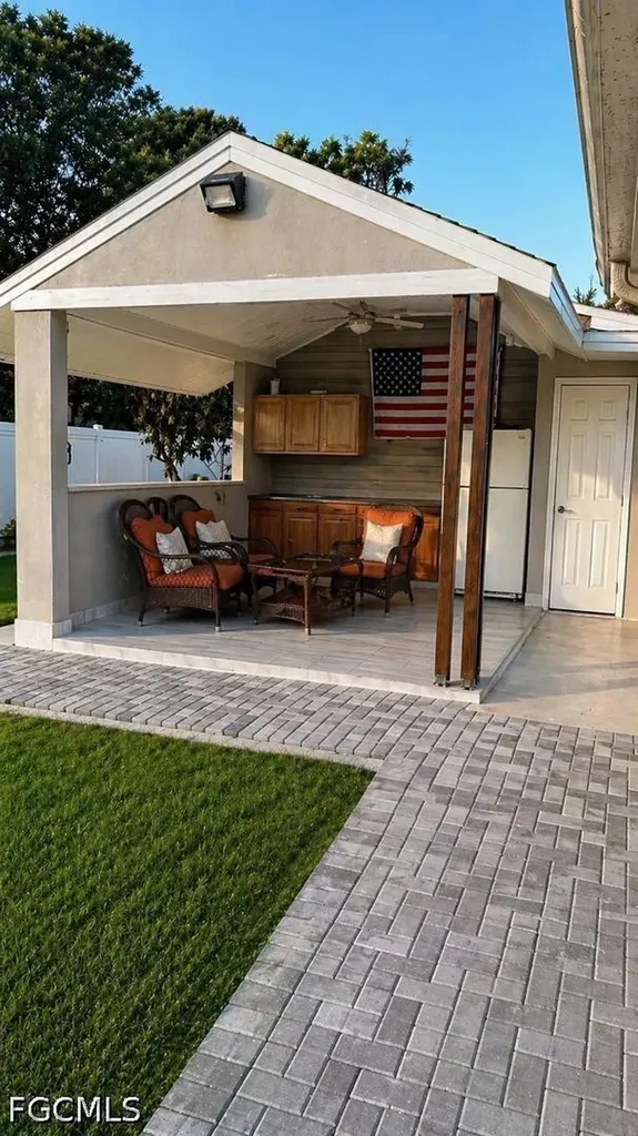 180 SW Voltair Terrace Port St Lucie FL 34984-3628