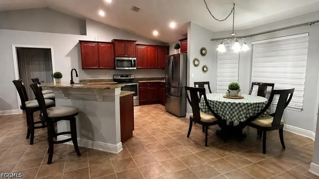 180 SW Voltair Terrace Port St Lucie FL 34984-3628