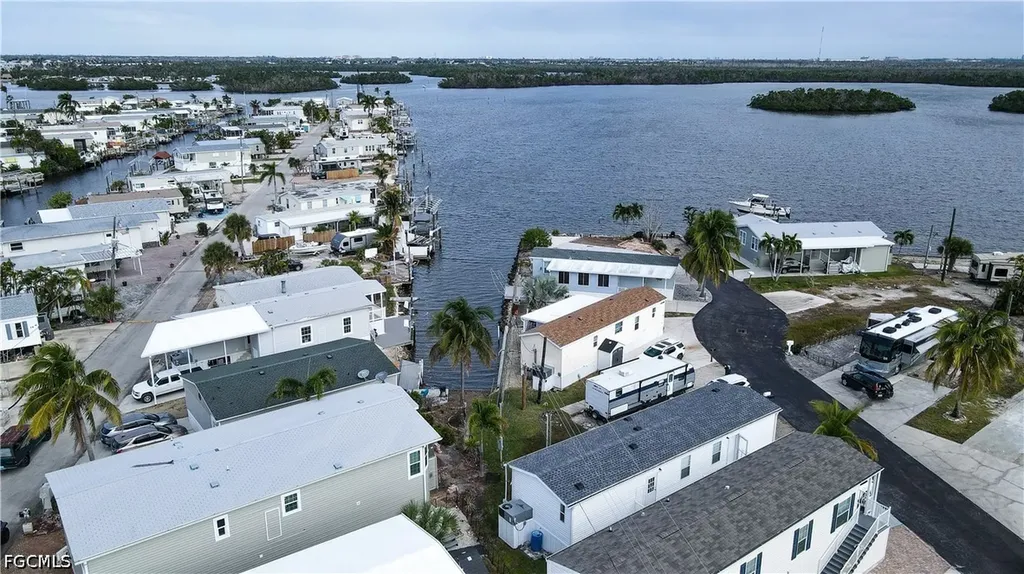 19 Helen Lane Fort Myers Beach FL 33931