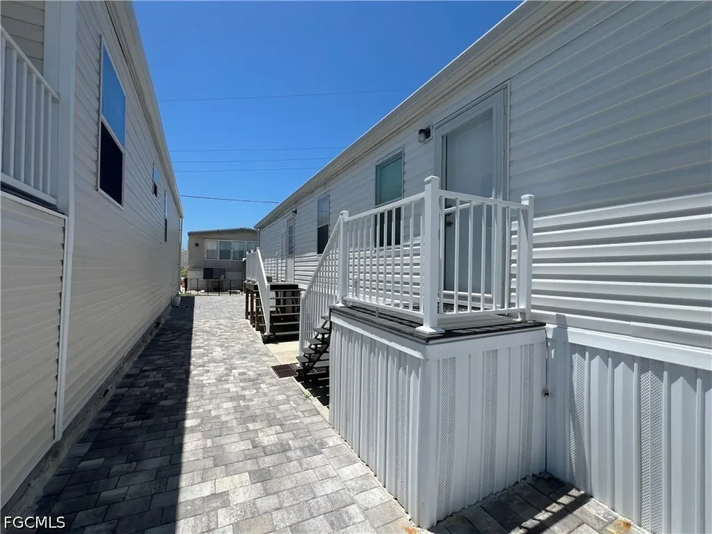 19 Helen Lane Fort Myers Beach FL 33931