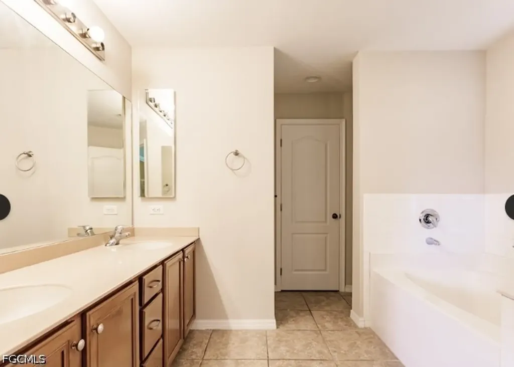 4111 2nd Street SW Lehigh Acres FL 33976