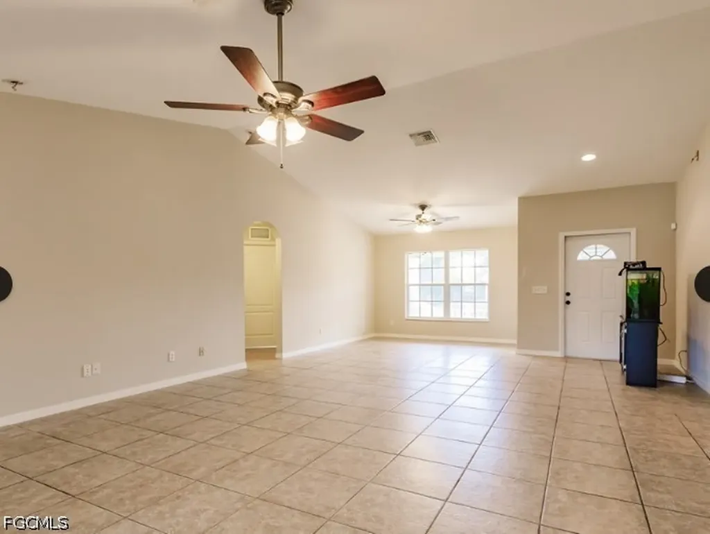 4111 2nd Street SW Lehigh Acres FL 33976