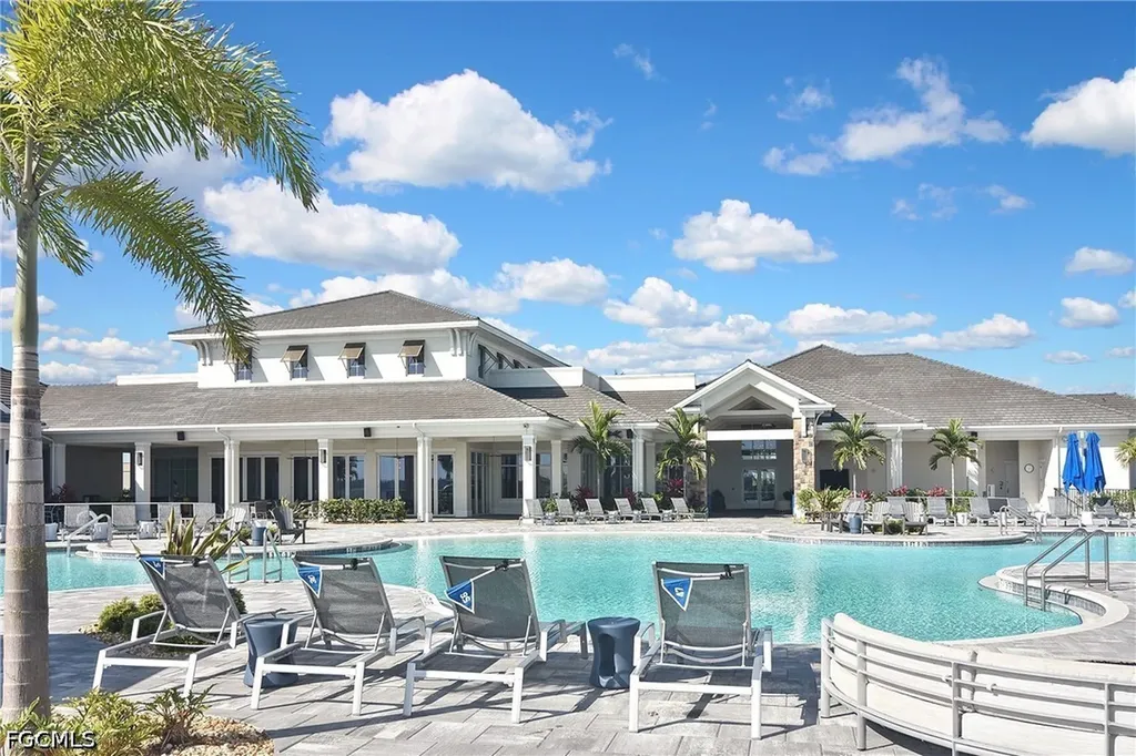 18958 Wildblue Boulevard Fort Myers FL 33913
