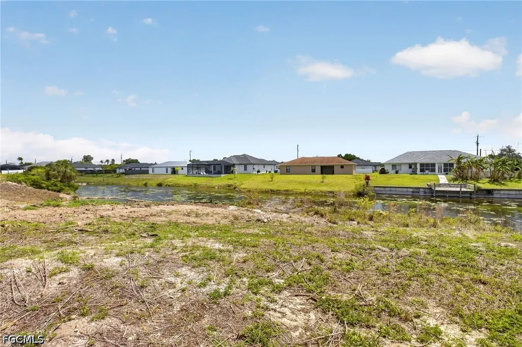 1003 NE 10th Place Cape Coral FL 33909