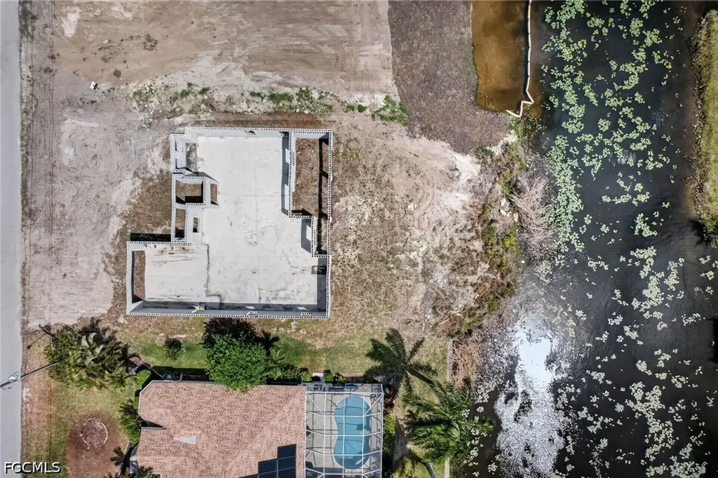 1003 NE 10th Place Cape Coral FL 33909