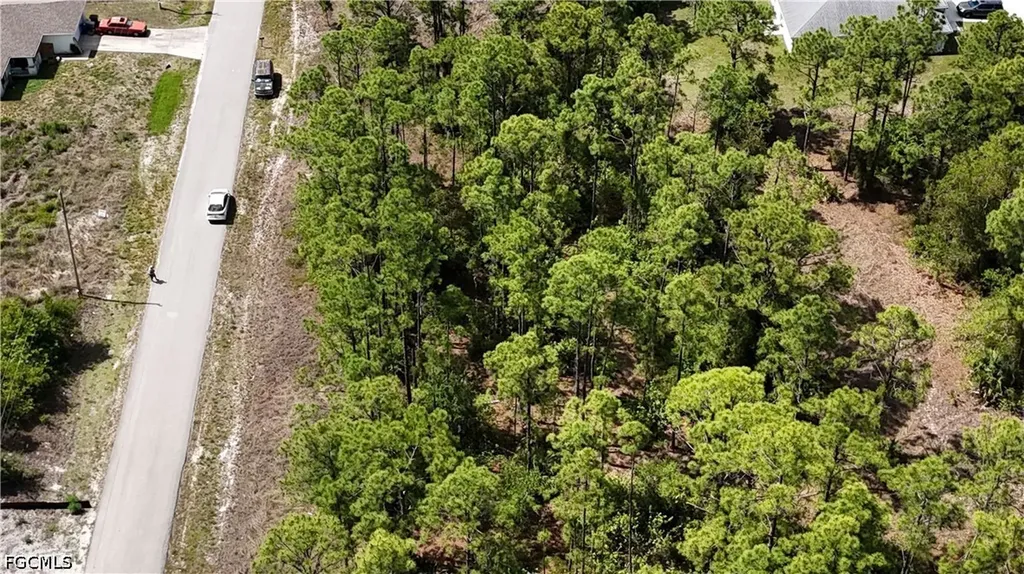 496 Lillon Avenue S Lehigh Acres FL 33974